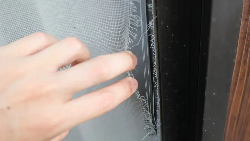 Benefits of a Proper Screen Door Replacement